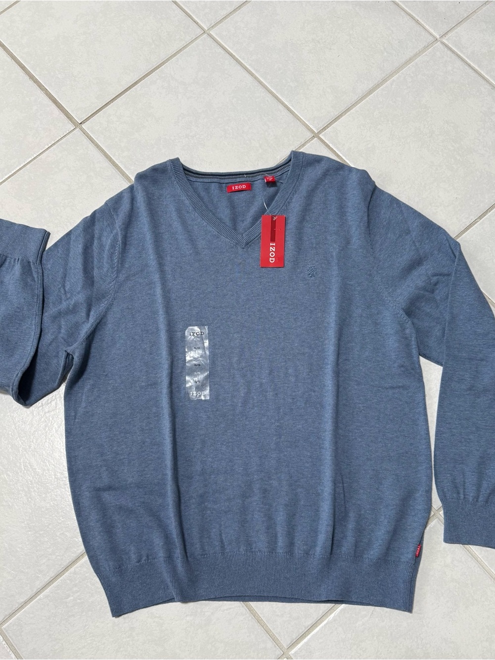NWT IZOD Men’s V-Neck Sweater in Slate Blue